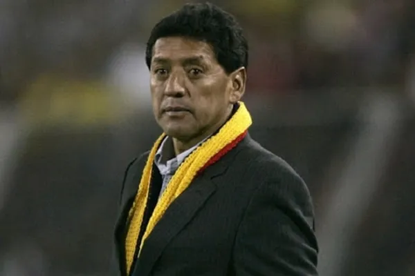Sixto Vizuete regresó de Bolivia tras tener asuntos de orden familiar. Ahora volverá a la dirección técnico en un equipo de Ecuador