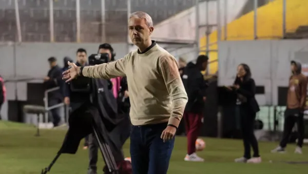 Tiago Nunes entrenador de Liga de Quito