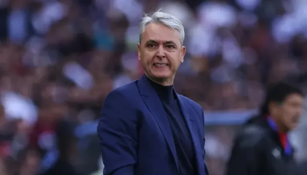 Tiago Nunes entrenador de Liga de Quito / Foto: API