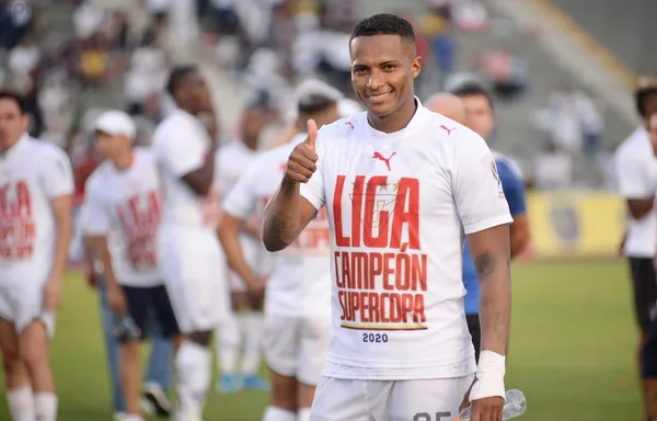 Toño fue quien se llevó todos los aplausos en el Chucho Benítez