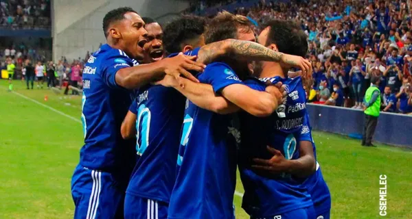 Un jugador que es caro en Emelec, y no aparece en los entrenamientos por lo que todos se preocuparon
