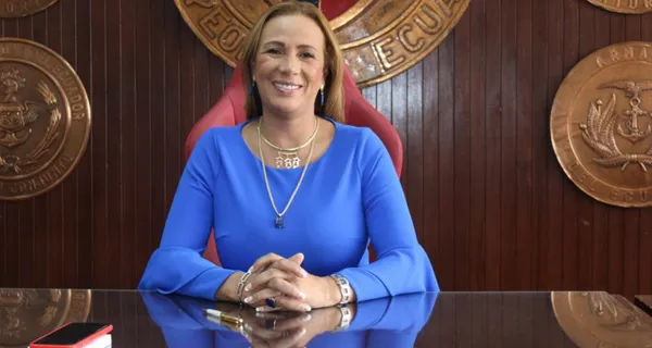 Un nuevo escándalo se generó porque Lucía Vallecilla puso el auspicio de GOLTV en la camiseta de El Nacional y no recibió dinero