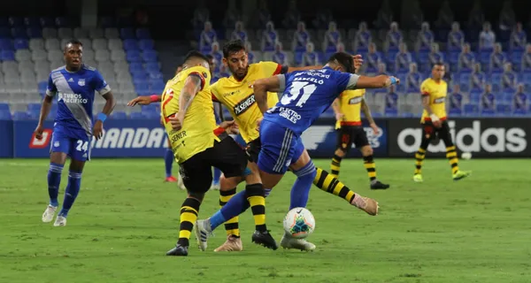 Una nueva edición del Clásico del Astillero se llevará a cabo. Emelec contra Barcelona SC ha copado la atención de los fanáticos y se calcula que las ganancias por ingreso al estadio Capwell será de una verdadera fortuna