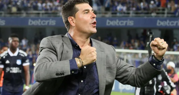 Uno de los candidatos a la presidencia del Club Sport Emelec no quiere ver a Rescalvo en el equipo