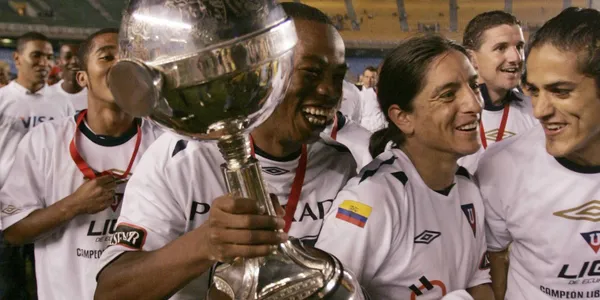 Uno de los es jugadores más queridos de Liga de Quito le pide a los hinchas que se bajen de las nubes