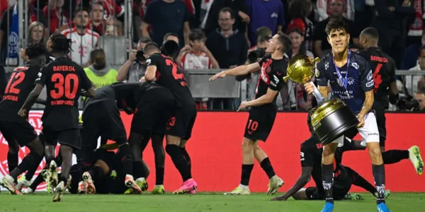 Uno de los mejores jugadores de la actualidad es Piero Hincapié