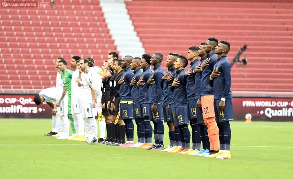 Uruguay una nueva víctima del estadio Rodrigo Paz Delgado