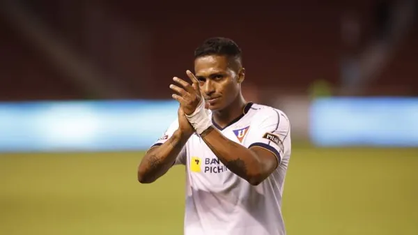 Valencia anotó y la hinchada de lo reconoció