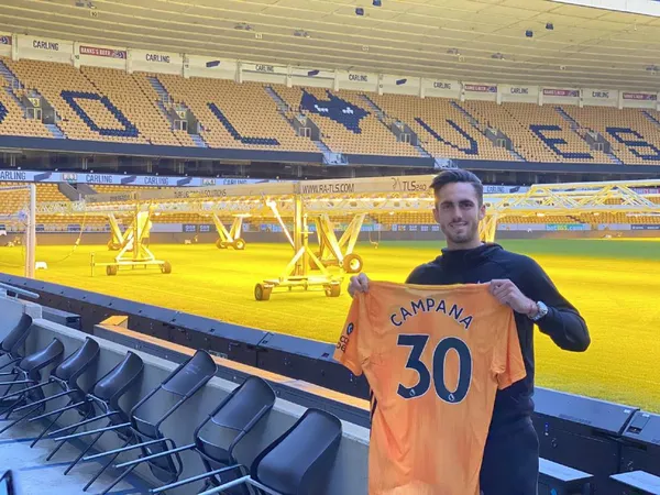 Valencia le deseó suerte al delantero en Wolves