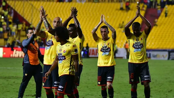 Varios hinchas identificados con BSC entregaron varias donaciones