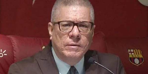 Vito Muñoz escribió sobre la final entre Emelec y Barcelona