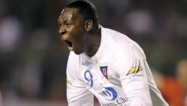 Walter "mamita" Calderón