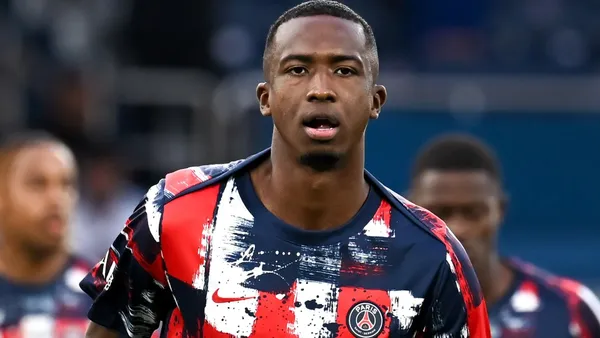 Willian Pacho jugador del PSG