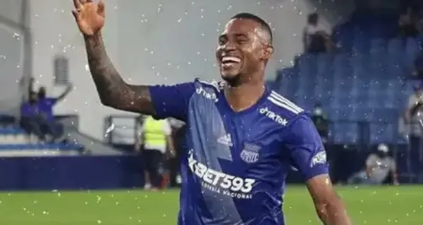 Ya se fue Dixon Arroyo pero mira de lo que se quejaron los jugadores de Emelec ahora