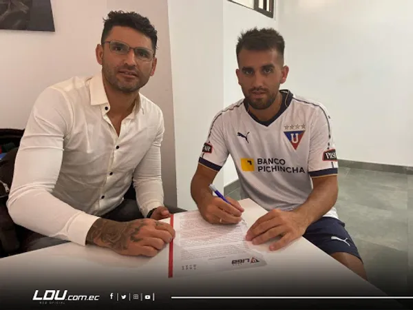 Zunino y Villaruel llegaron a LDU y están a las órdenes