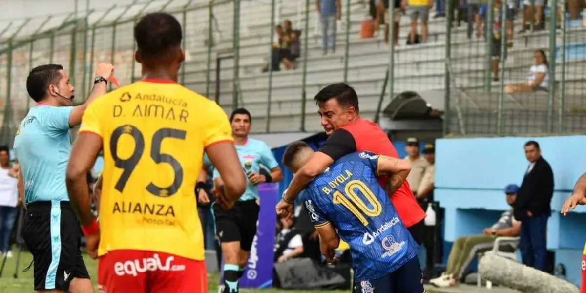 Aucas ya decidió lo que pasará con César Farías tras sus acciones contra los jugadores de Delfín