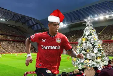 Bayer Leverkusen se puso en modo navideño con Piero Hincapié