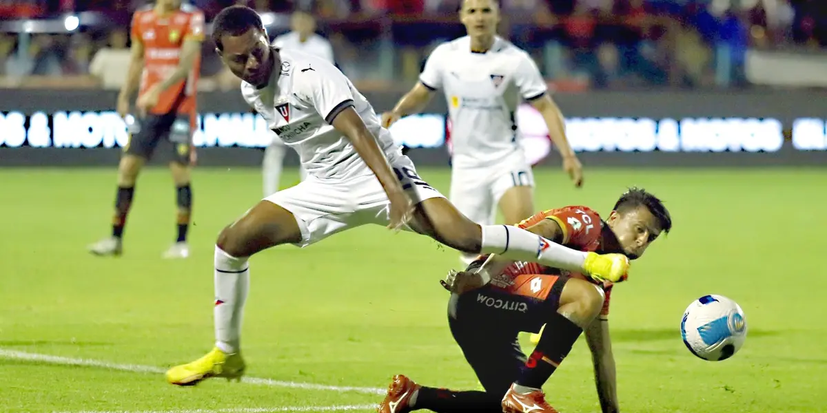 Liga de Quito perdió ante Deportivo Cuenca y un jugador no dio la talla en el Alejandro Serrano Aguilar