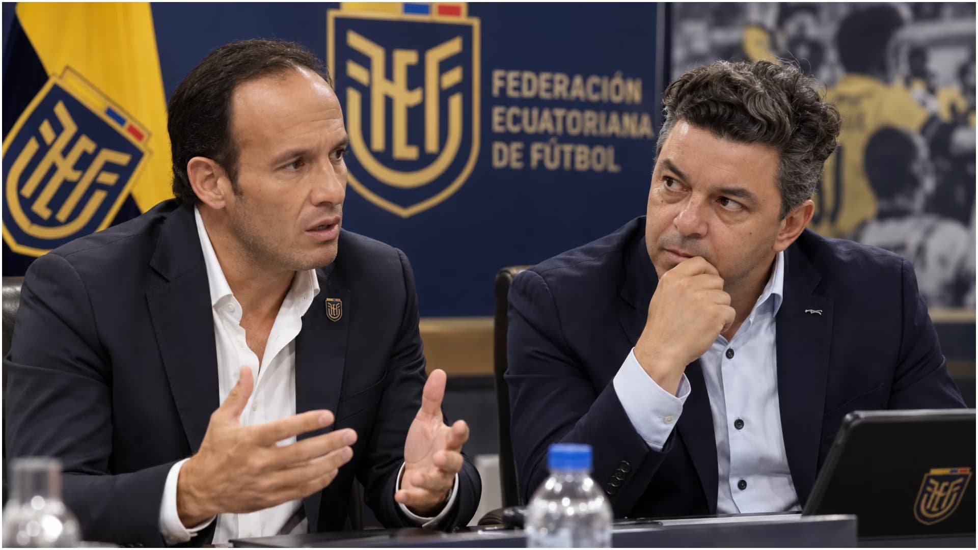 Francisco Egas y Marcelo Gallardo hablando