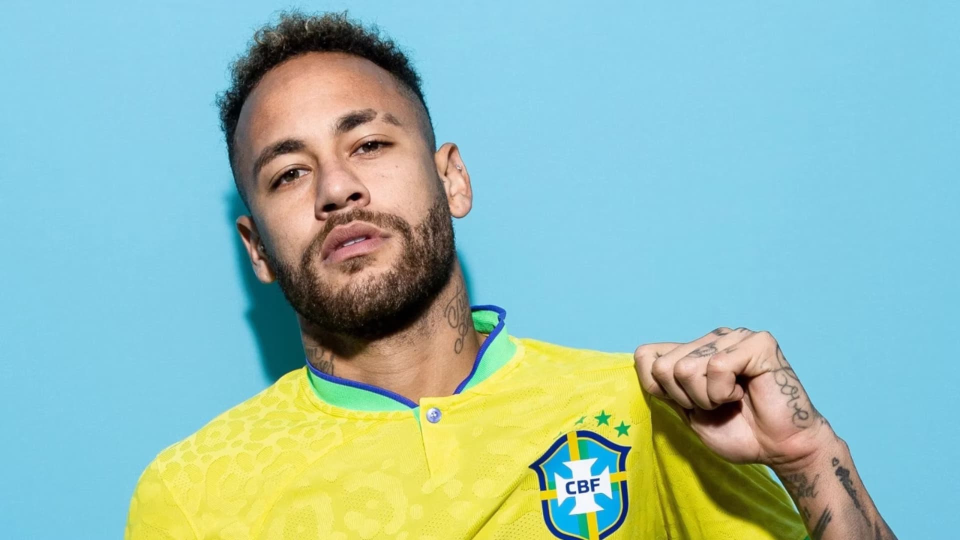 Neymar con la camiseta de Brasil