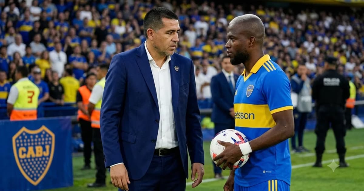 Enner Valencia con Riquelme en la Bombonera