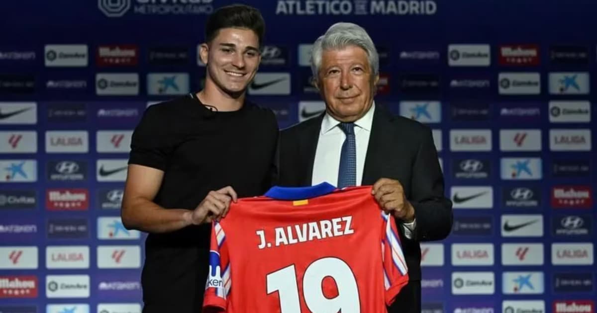 Julián Alvarez y Cerezo en la presentación