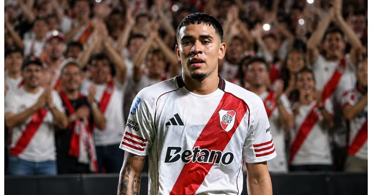 Kendry Páez en River