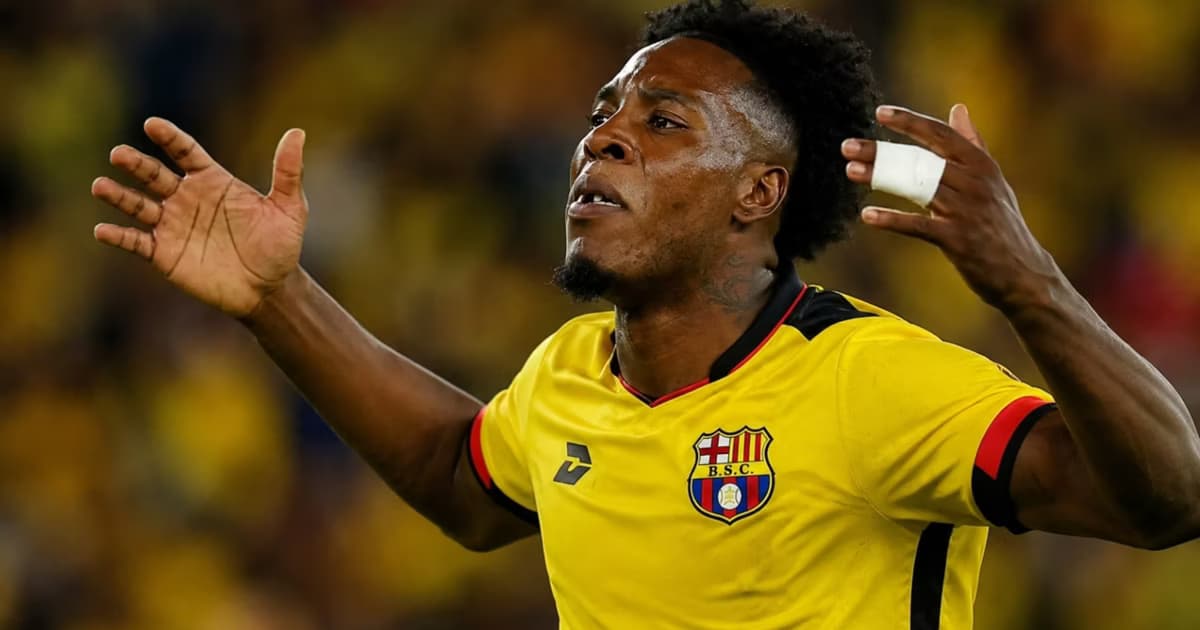 Jhojan Julio con la camiseta de Barcelona