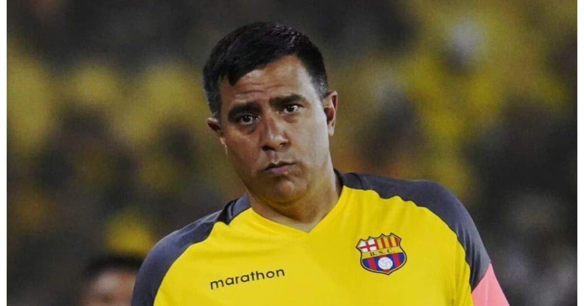 César Farías DT de Barcelona SC