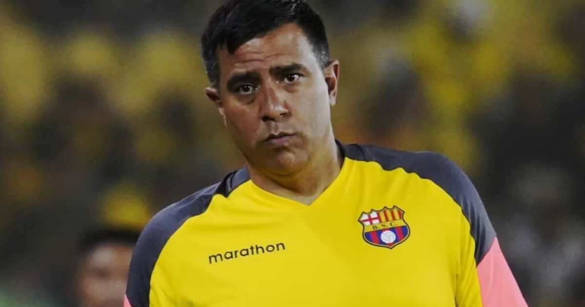 César Farías entrenador de Barcelona SC
