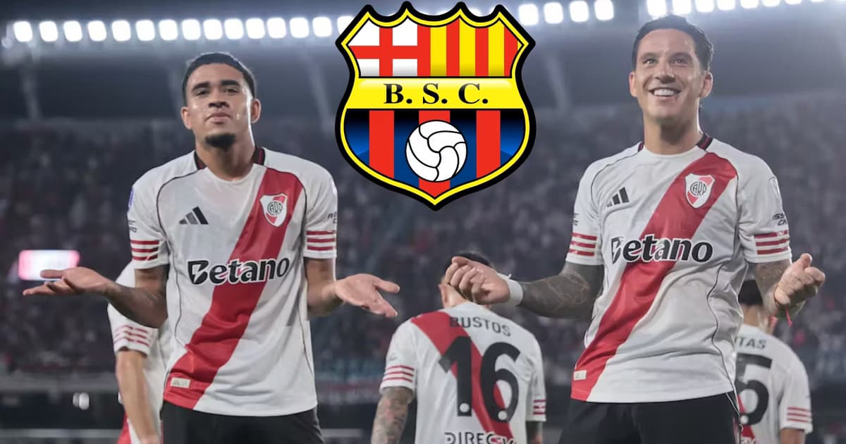 Driussi y Kendry Páez jugando para River Plate
