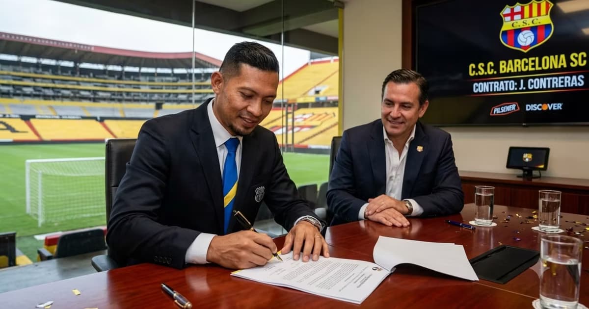 José Contreras firmando con Barcelona SC