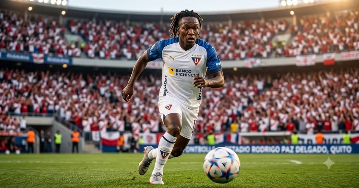 Junior Ayoví jugando con LDU