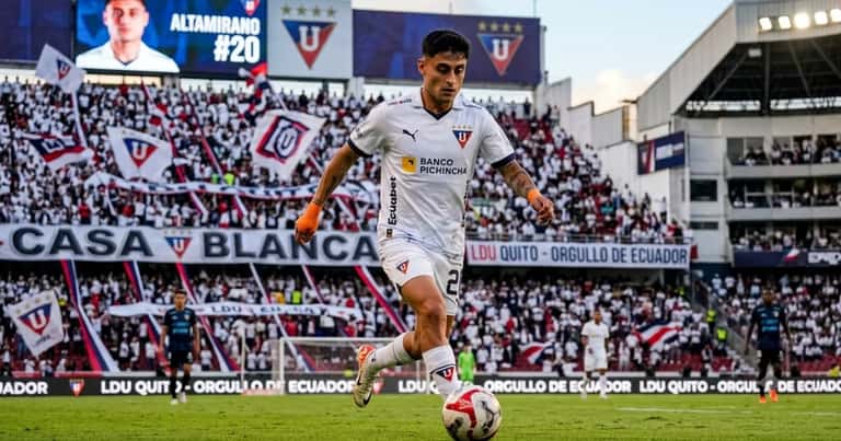 Liga de Quito apunta a Javier Altamirano, el volante chileno valorado en más de 1 millón de euros