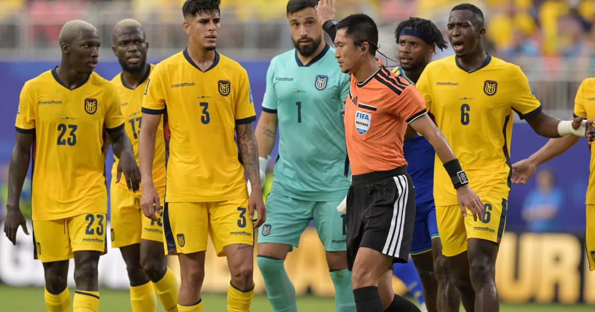 Selección ecuatoriana contra Curazao