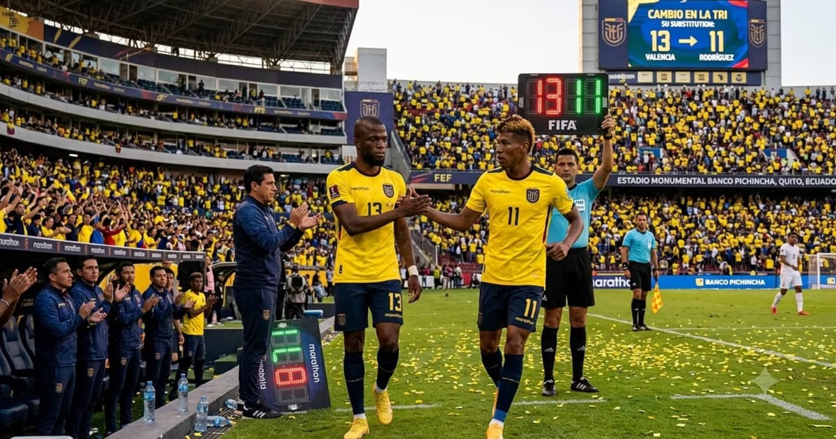 Enner Valencia saliendo de cambio en Ecuador