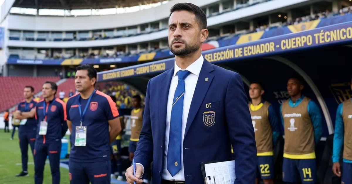 Gonzalo Ferrea como DT de la TRI