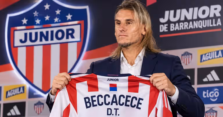 Junior de Barranquilla presenta una oferta a Sebastián Beccacece, pero el argentino tiene una exigencia innegociable