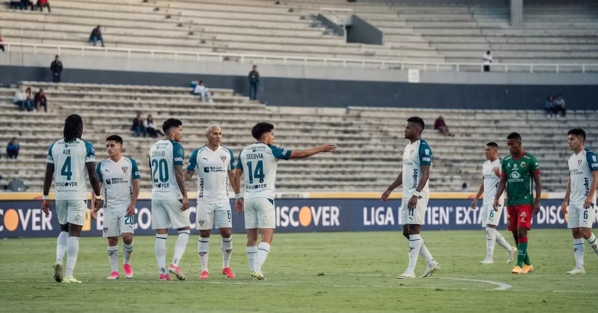 LDU pierde fuerza para burlarse de Barcelona SC: ni 10 mil hinchas ante Mushuc Runa