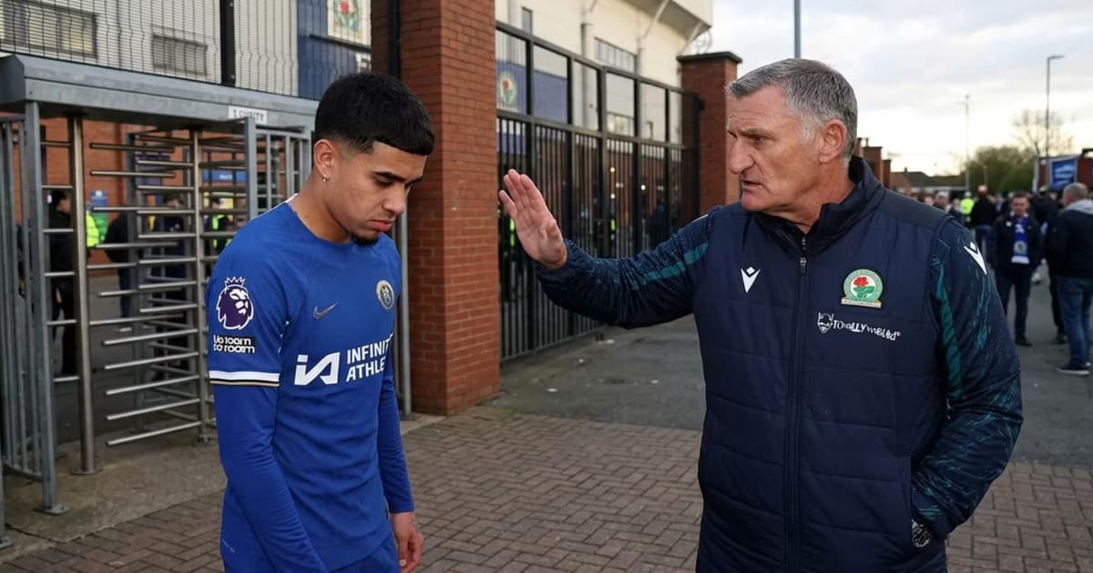 Tony Mowbray del Blackburn diciéndole que No a Kendry Páez