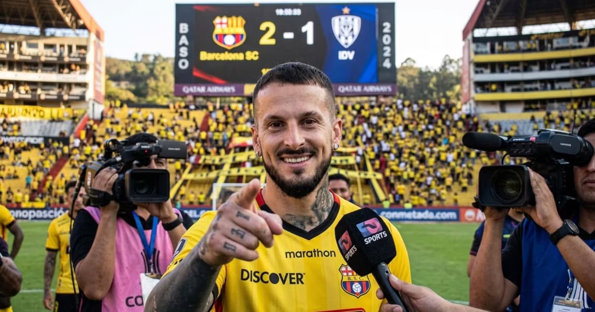 Darío Benedetto feliz por la victoria de BSC