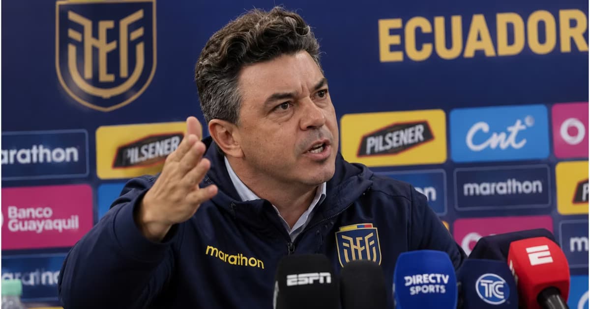 Marcelo Gallardo ante los medios