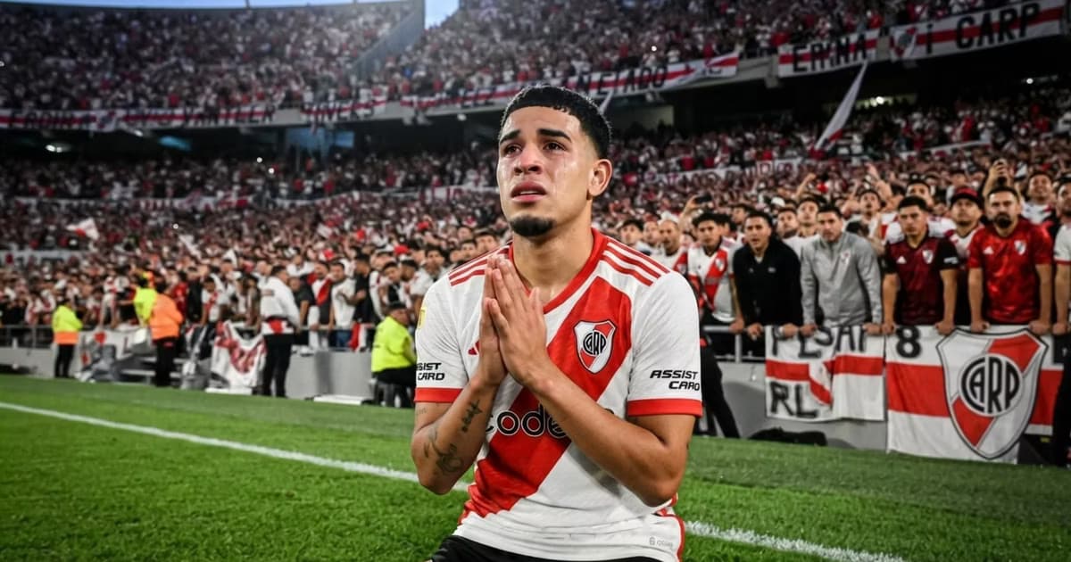Kendry Páez pidiendo perdón en River Plate