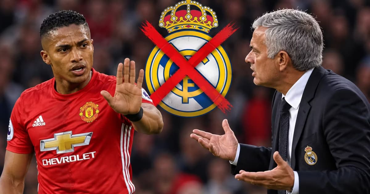 Antonio Valencia diciéndole que No a José Mourinho