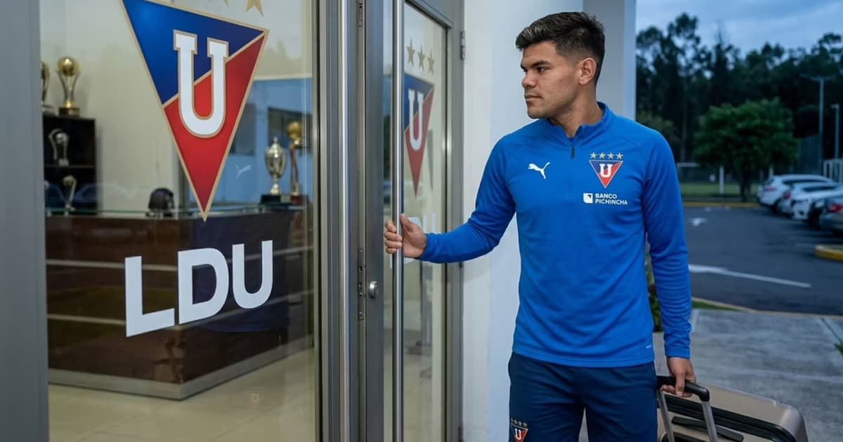 Rodney Redes saliendo de LDU