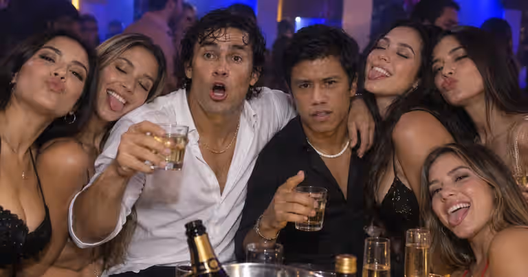 Armando Paredes revela que pasó una noche de fiesta con el Nine Kaviedes y 10 mujeres