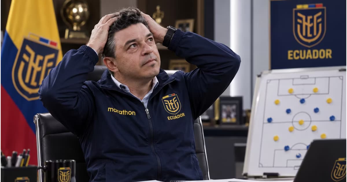 Marcelo Gallardo en su oficina