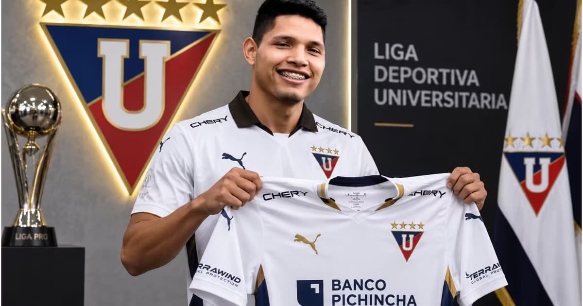Marrufo con la camiseta de LDU