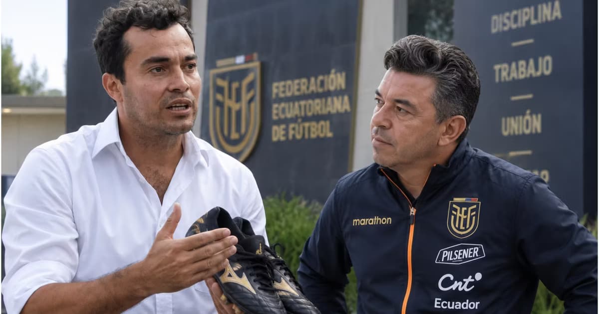 Marcelo Gallardo y Jaime Iván Kaviedes en la TRI