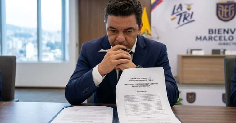Marcelo Gallardo pone una nueva condición a la FEF para firmar con Ecuador